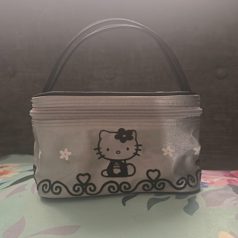 Hello Kitty 1998